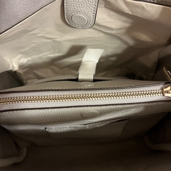 NWT Kate Spade Gray Leather & Faux Fur Crossbody Bag - Picture 9 of 12